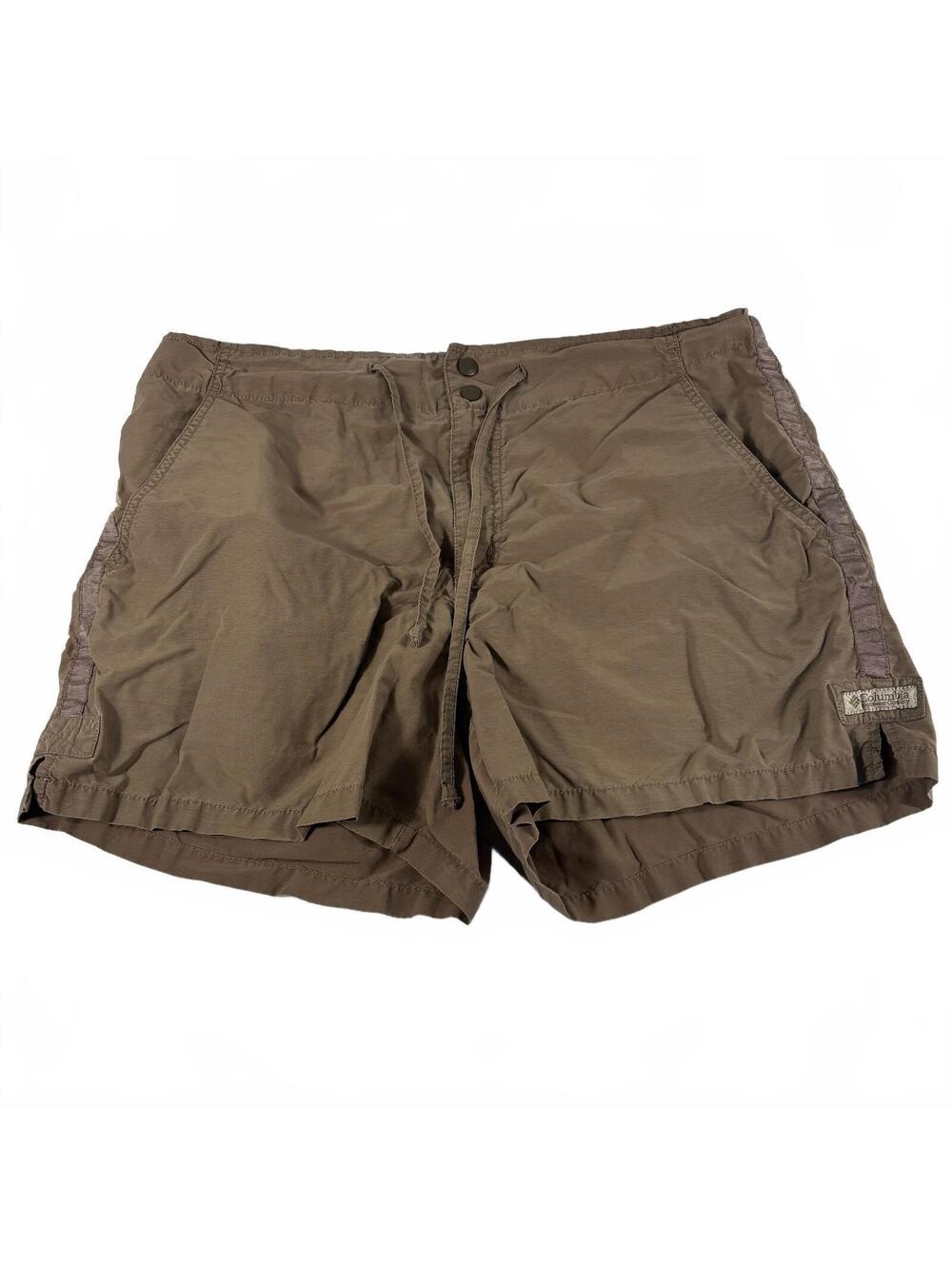 Columbia Women's Brown Khaki Hiking Cargo Shorts 31W x 4L